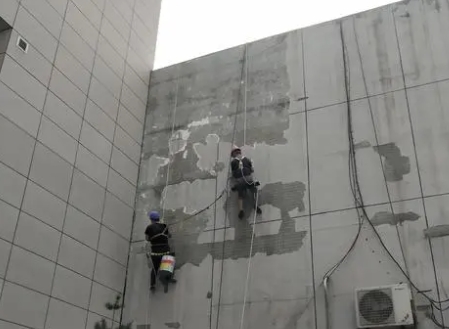 防城港市楼顶漏水维修公司分享下防城港市外墙防水的注意事项
